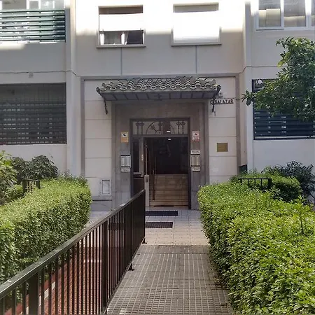 Moderno Cerca Del Centro דירה *